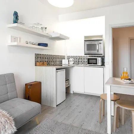 Calcada 14 * Óbidos