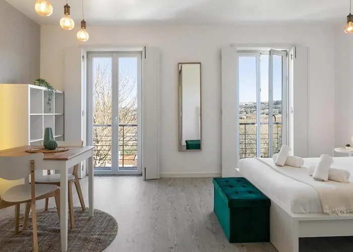 Calcada 14 Обидуш